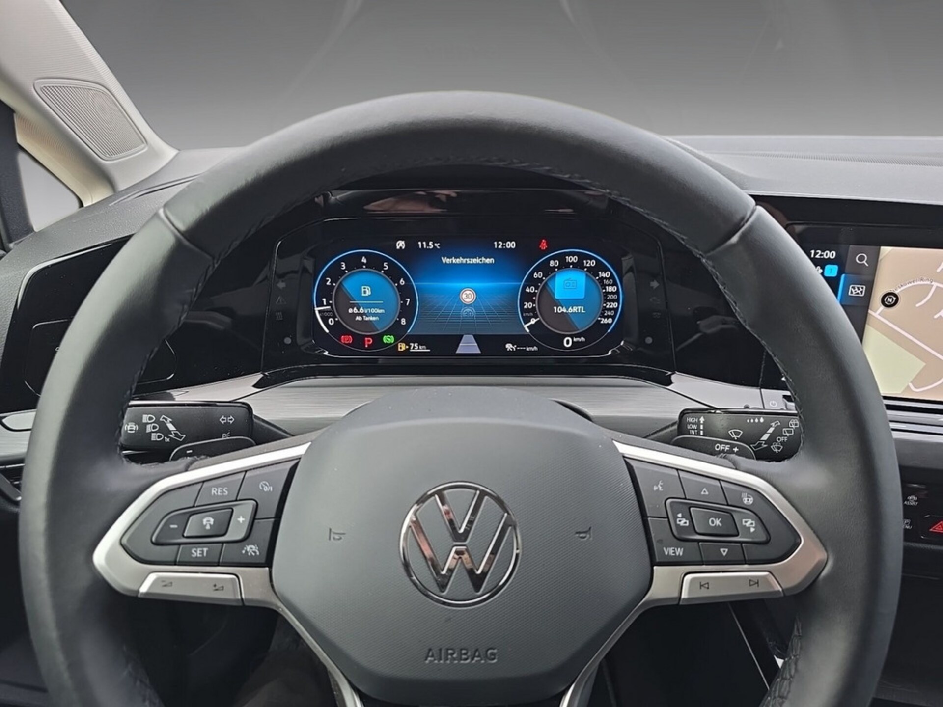 Volkswagen Golf Style