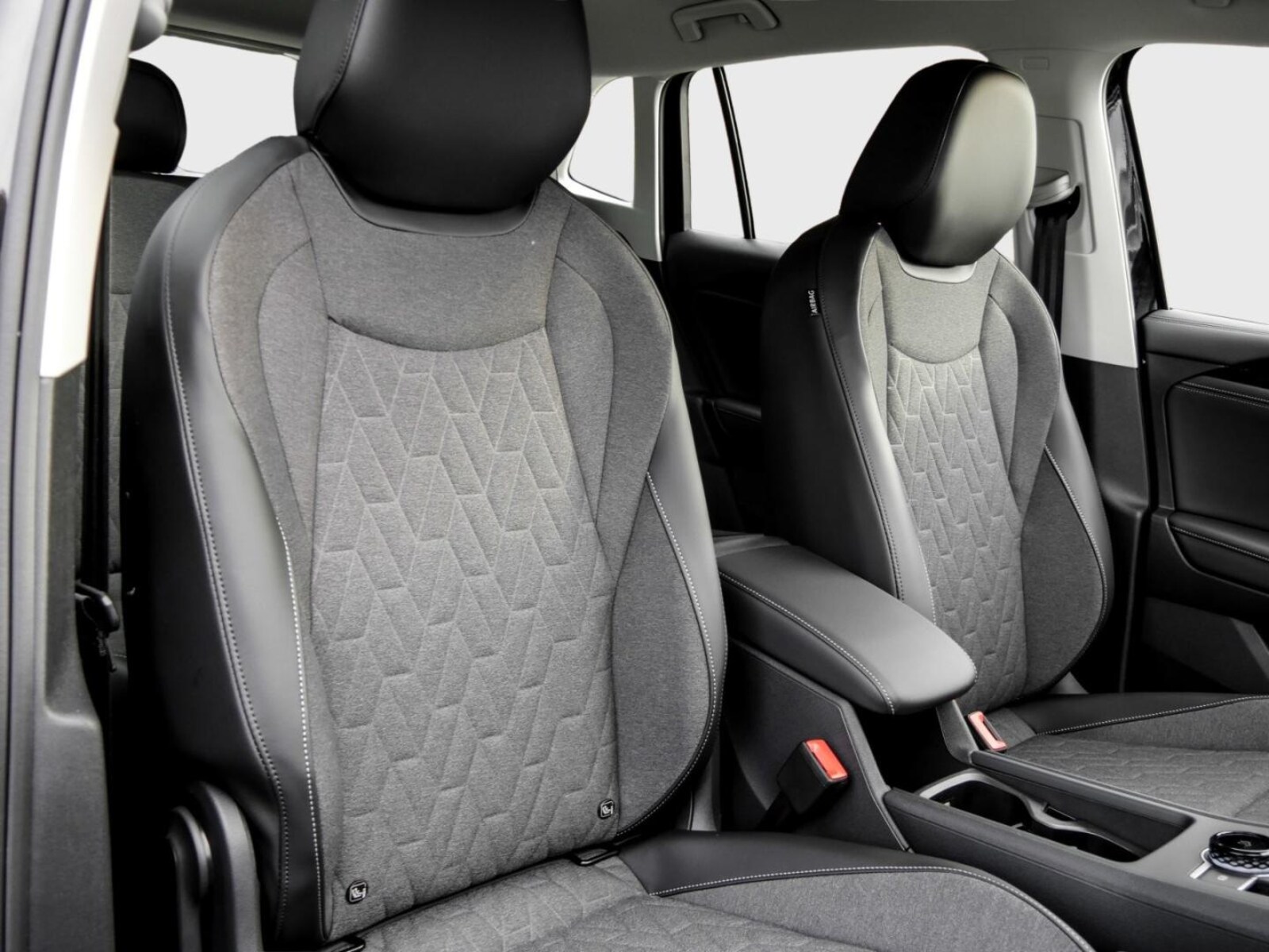Volkswagen Tiguan – Bild 6