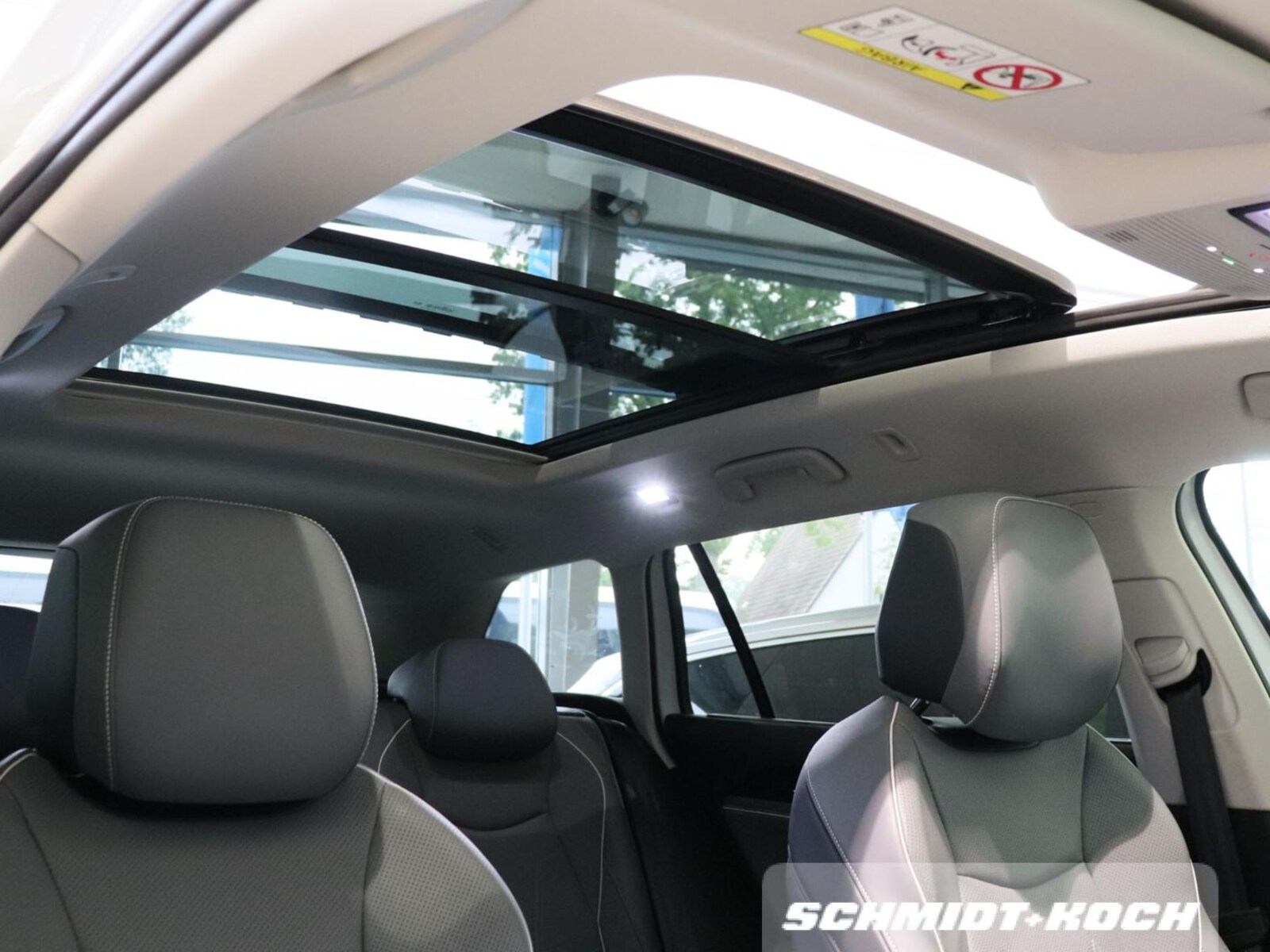 Volkswagen Passat – Bild 9