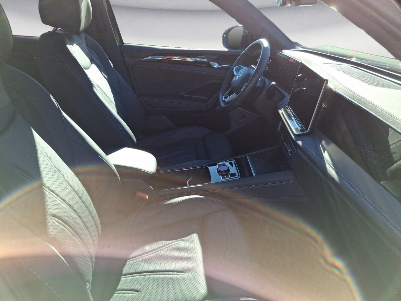 Volkswagen Tiguan – Bild 12