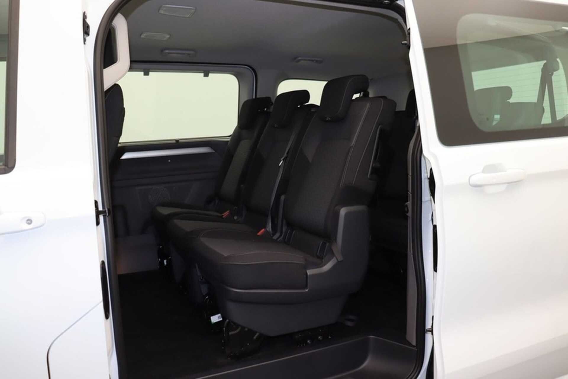 Volkswagen Caravelle Life