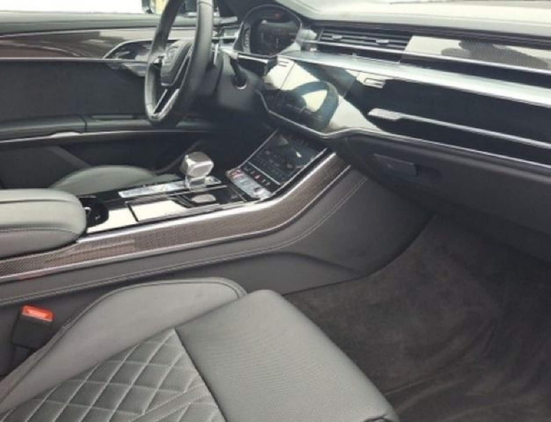 Audi S8