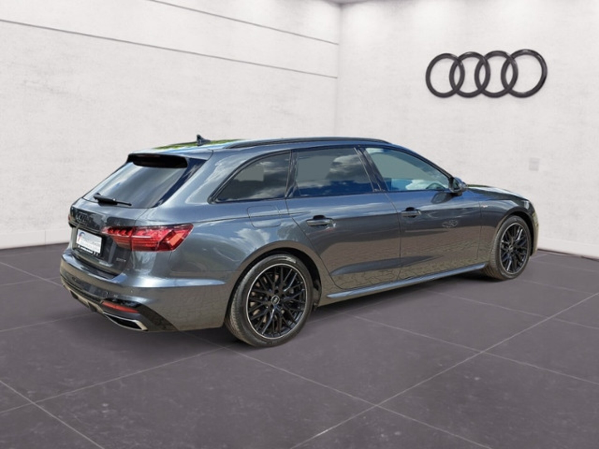 Audi A4 Avant S line