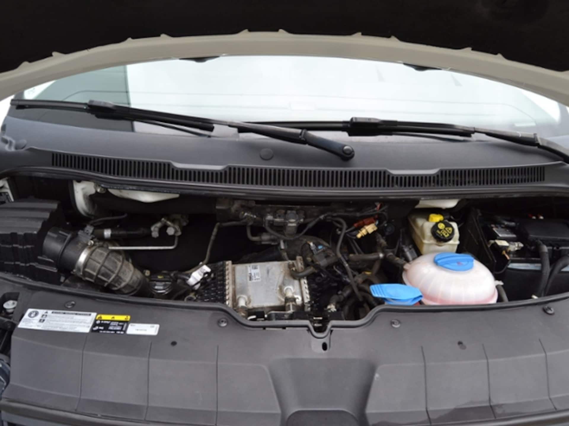 Volkswagen T6.1 Transporter Kombi kurzer Radstand