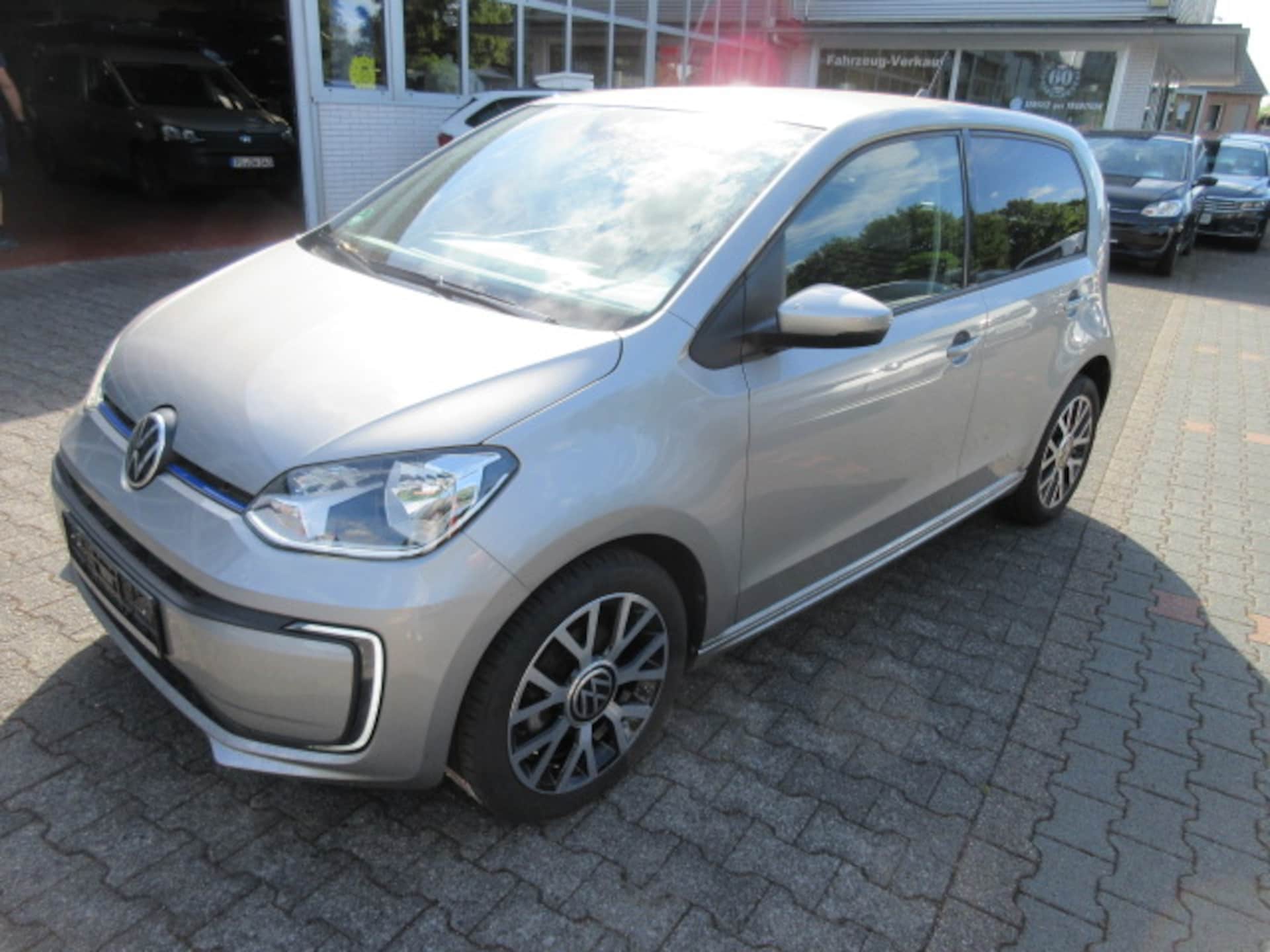 Volkswagen e-up! Style "Plus"