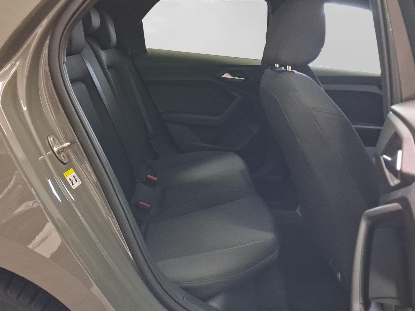 Bild über Audi A1 Sportback S line 30 TFSI Schaltgetriebe - für weitere Informationen kontaktieren Sie den Audi Partner