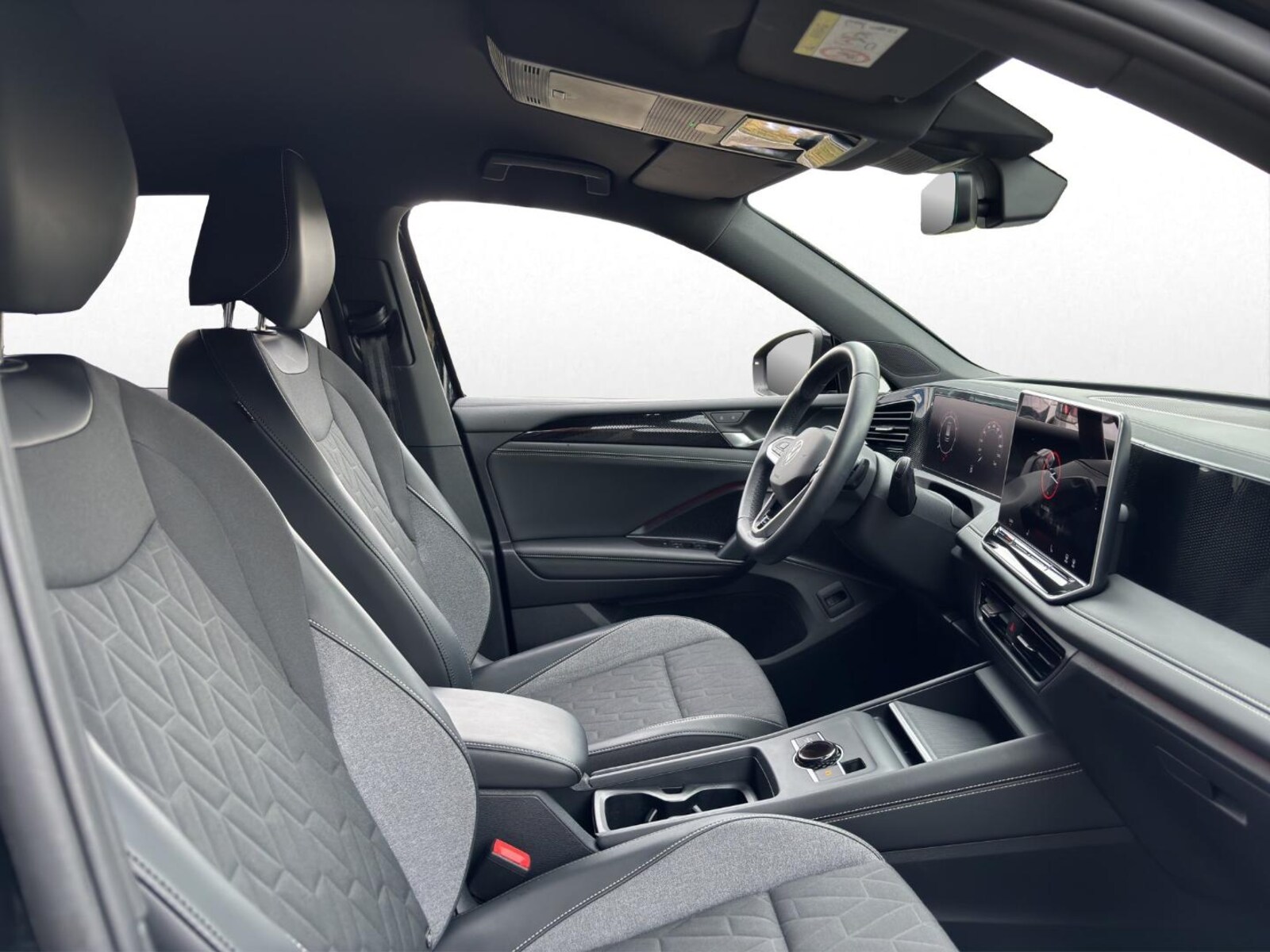 Volkswagen Tiguan – Bild 15