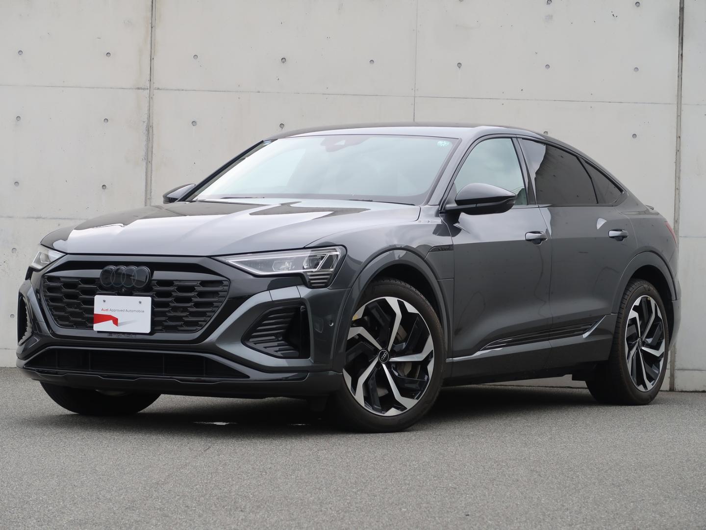 Image about Audi Q8 Sportback e-tron 55 e-tron S line