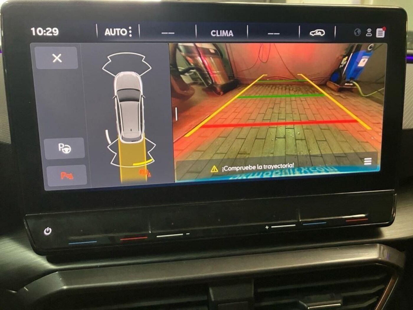 CUPRA Leon León 1.5 TSI e-Hybrid DSG 150 kW (204 CV) — photo 15