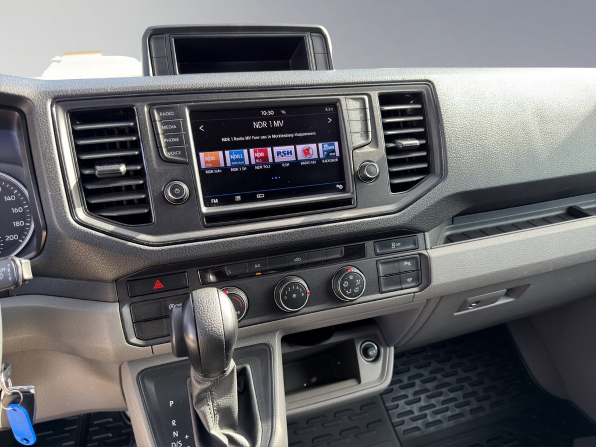 Volkswagen Crafter Kasten langer Radstand