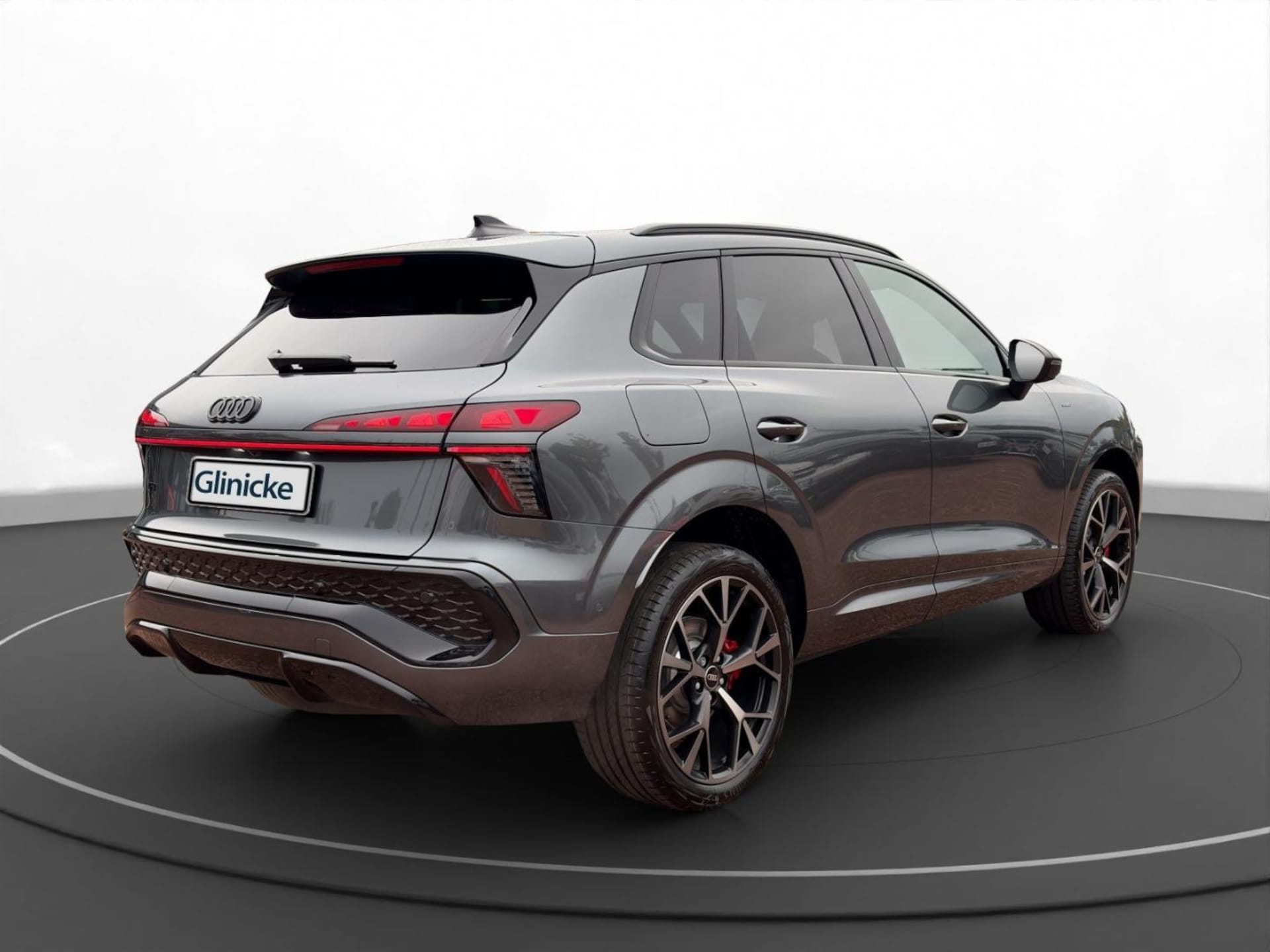 Audi Q3 SUV e-hybrid