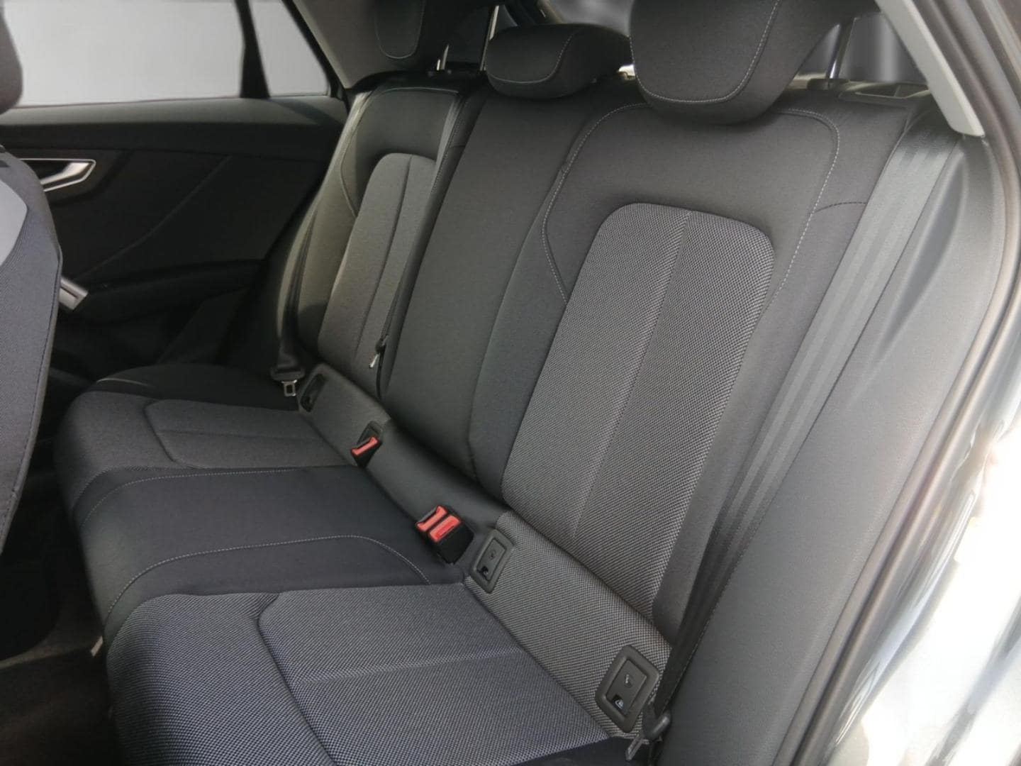 Bild über Audi Q2 S line 35 TFSI S tronic - für weitere Informationen kontaktieren Sie den Audi Partner