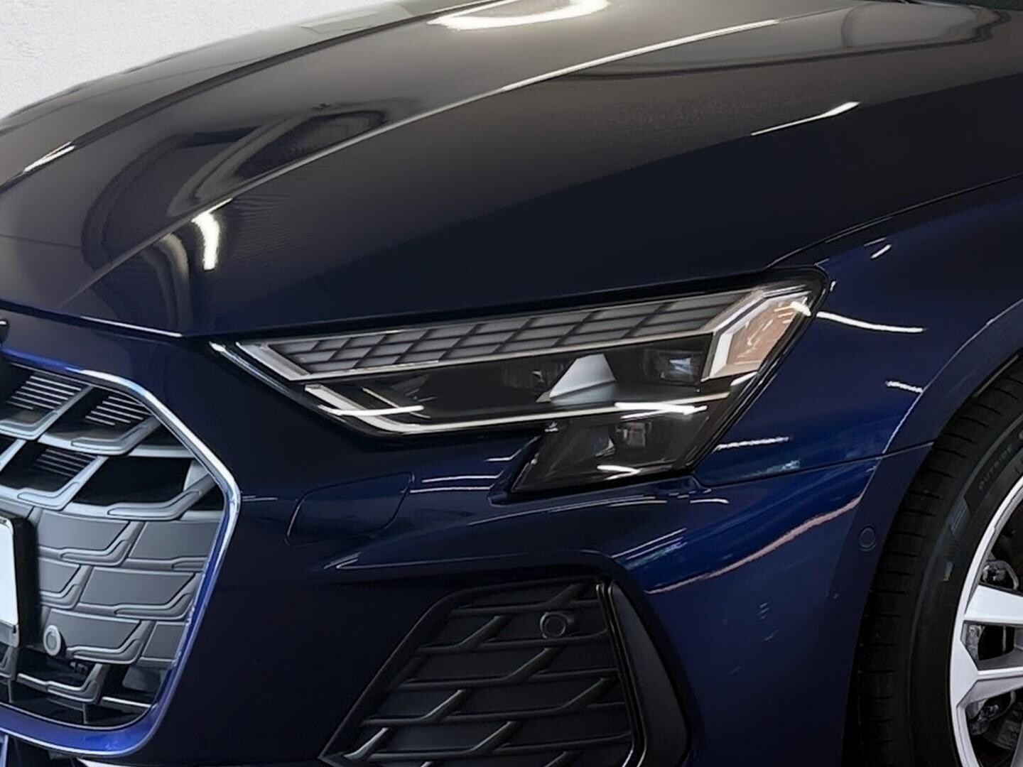 Bild über Audi A3 Limousine TDI S tronic - für weitere Informationen kontaktieren Sie den Audi Partner