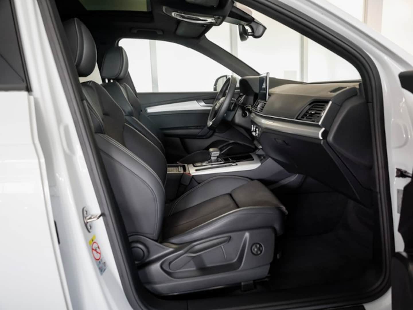Bild über Audi Q5 Sportback 40 TDI quattro S tronic - für weitere Informationen kontaktieren Sie den Audi Partner