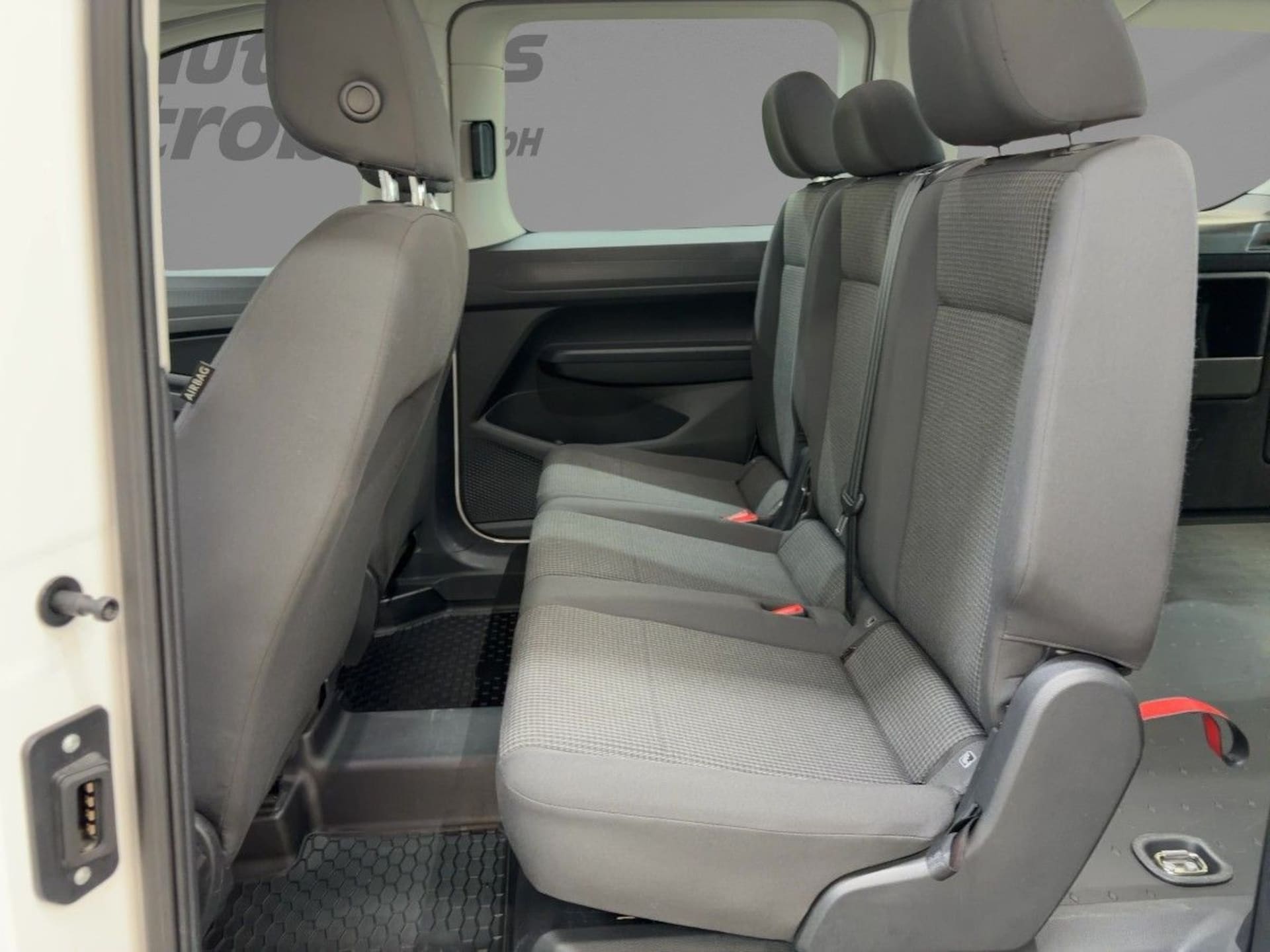 Volkswagen Caddy Maxi Kombi Basis-Modell