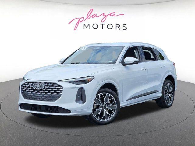 2025 Audi Q5 Premium Plus quattro's photo