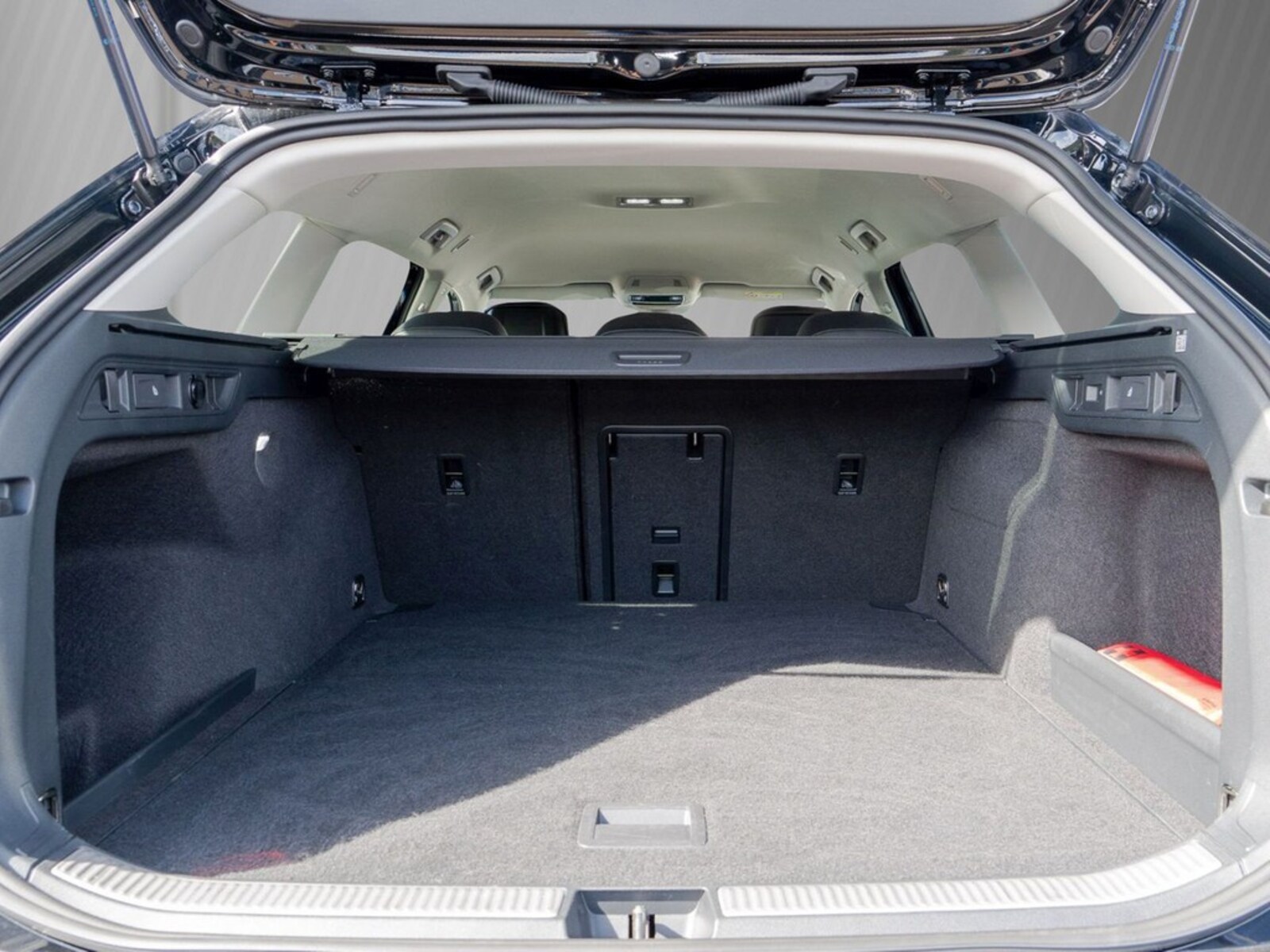 Volkswagen Passat – Bild 7