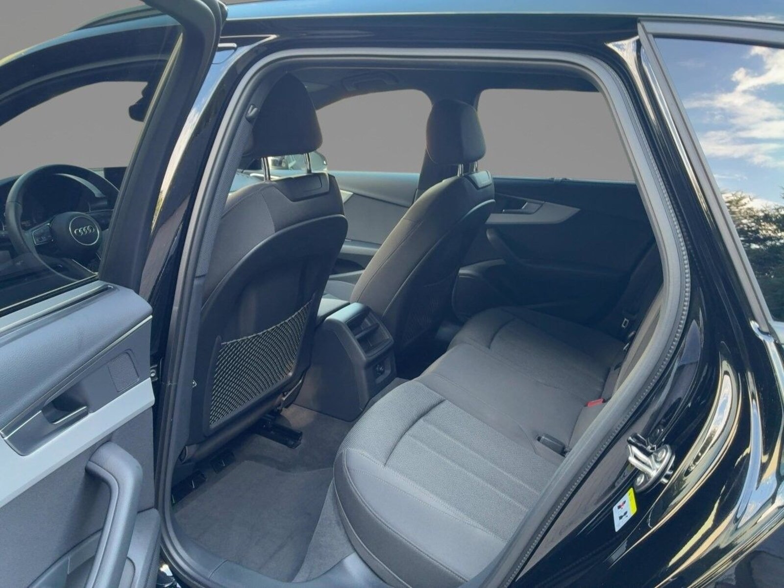 Audi A4 Avant – Bild 7