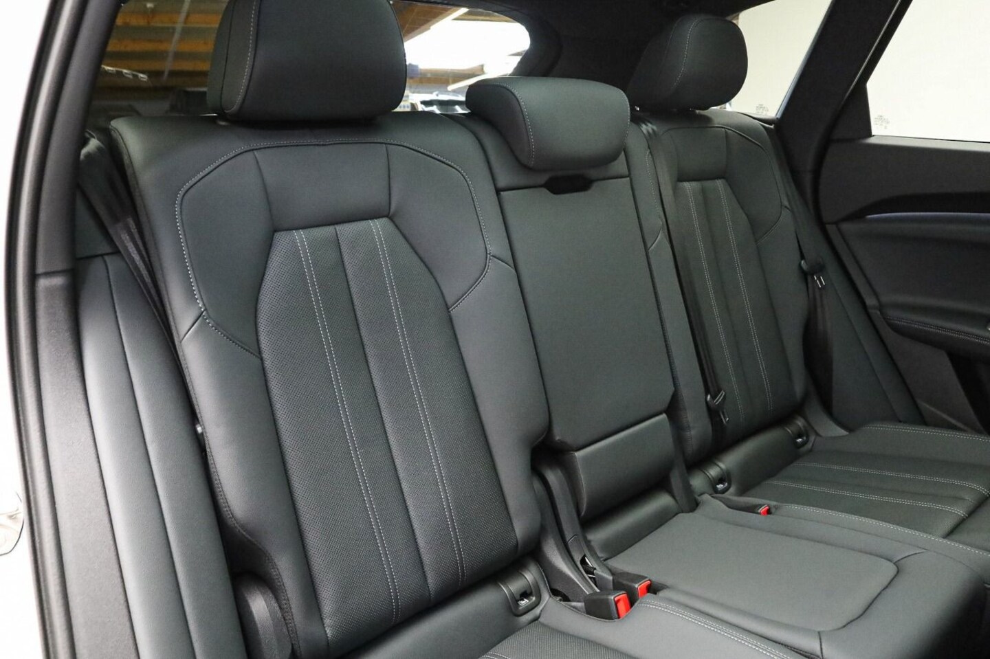 Bild über Audi Q5 SUV TFSI 150 kW S tronic - für weitere Informationen kontaktieren Sie den Audi Partner
