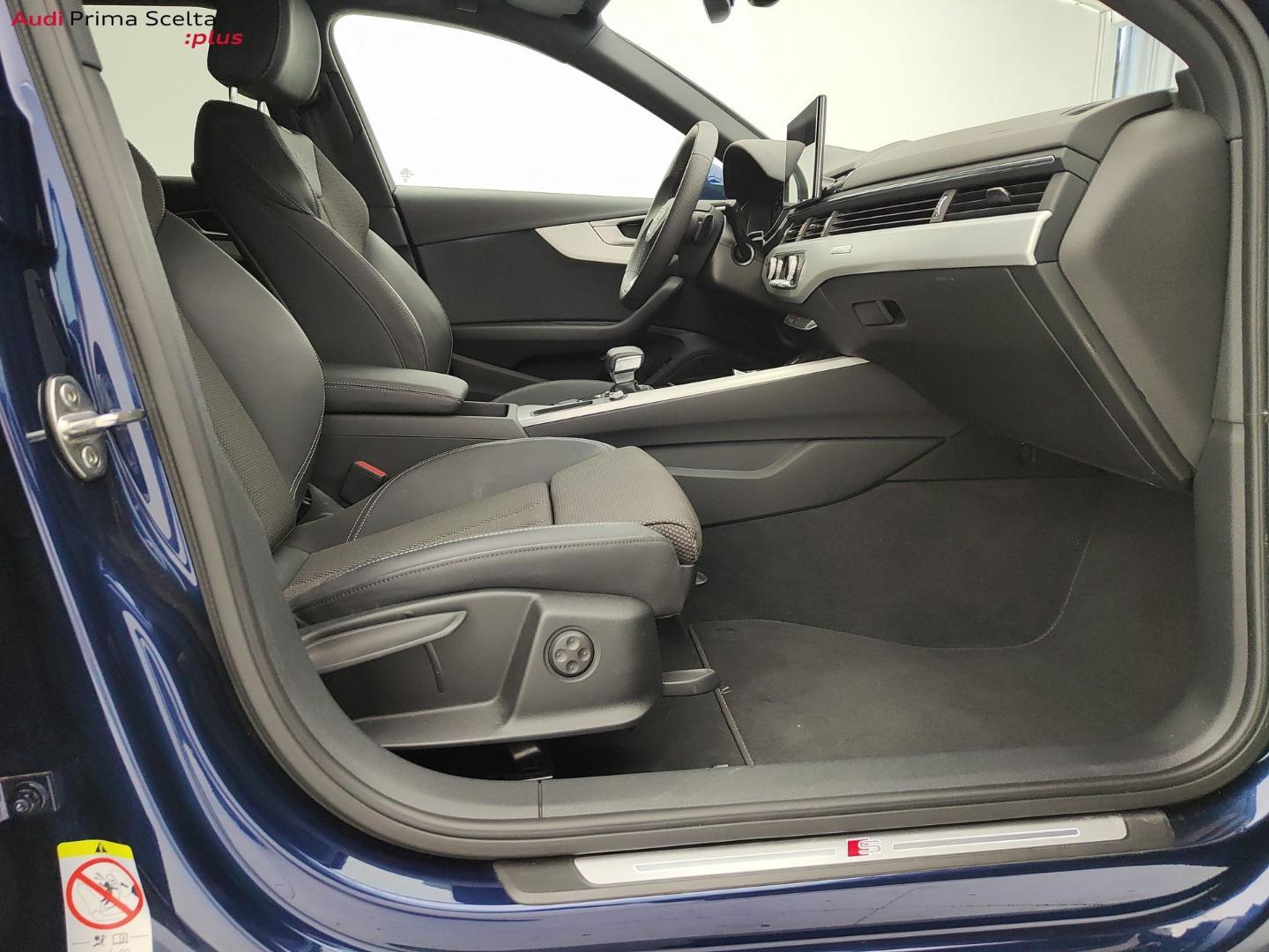 Image about Audi A4 Avant S line edition 40 TDI quattro 150 kW (204 CV) S tronic