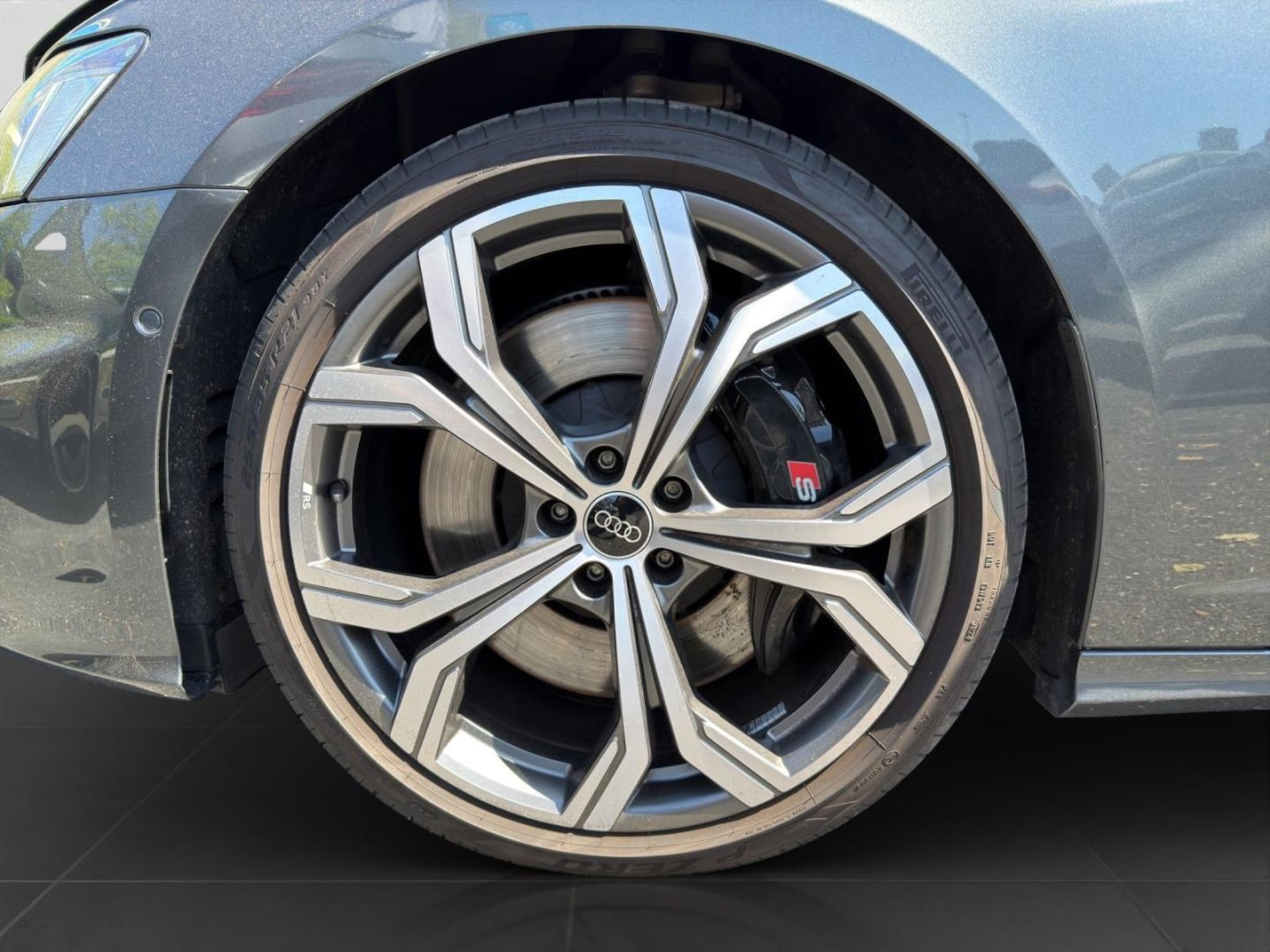 Audi S6 Avant
