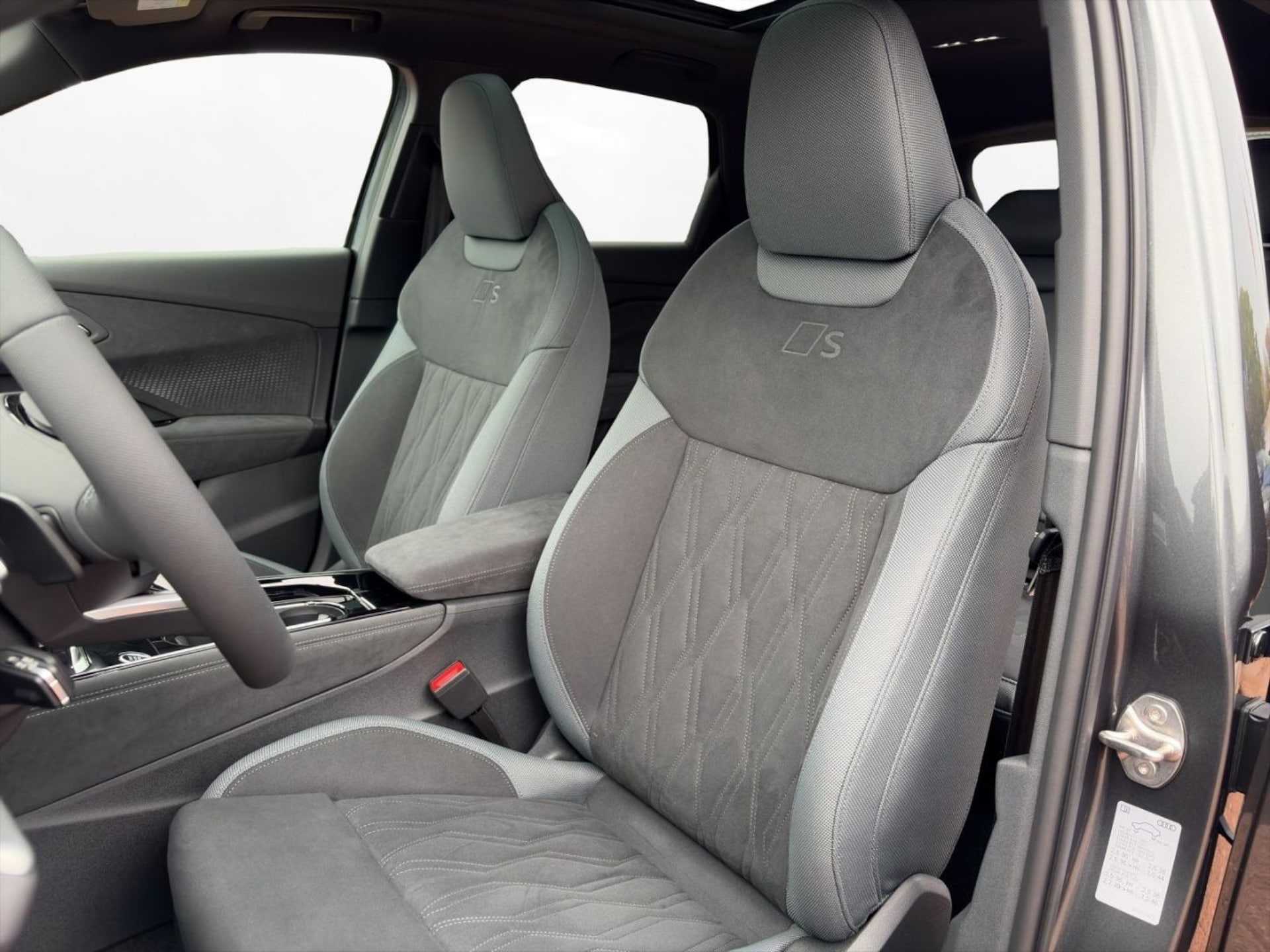 Audi Q3 SUV e-hybrid