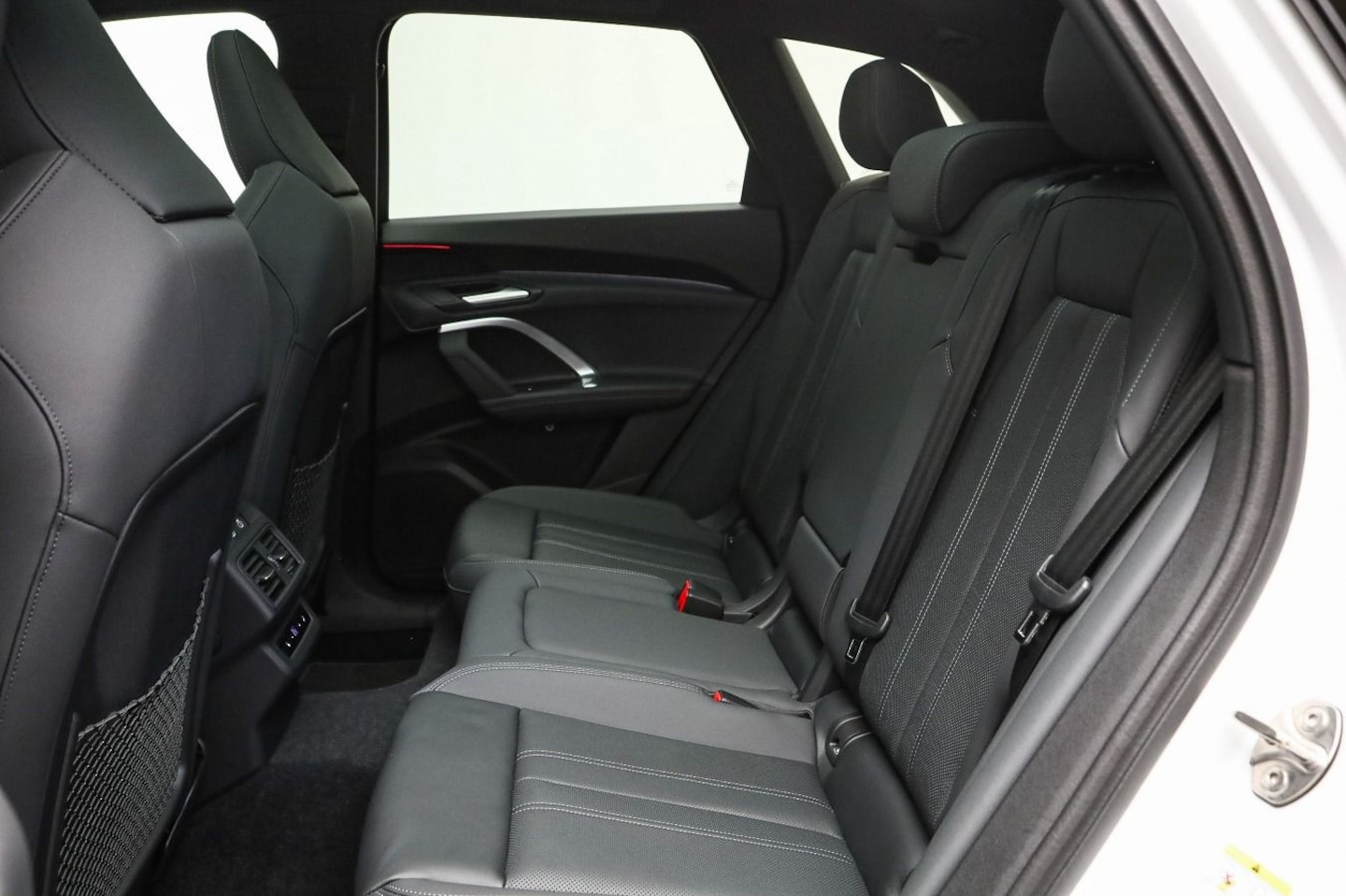 Bild über Audi Q5 SUV TFSI 150 kW S tronic - für weitere Informationen kontaktieren Sie den Audi Partner