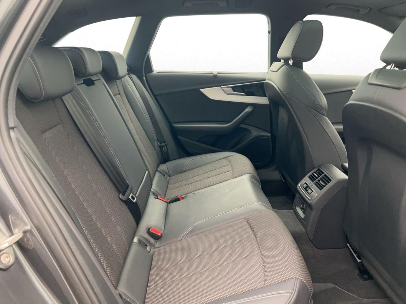 Audi A4 Avant – Bild 16