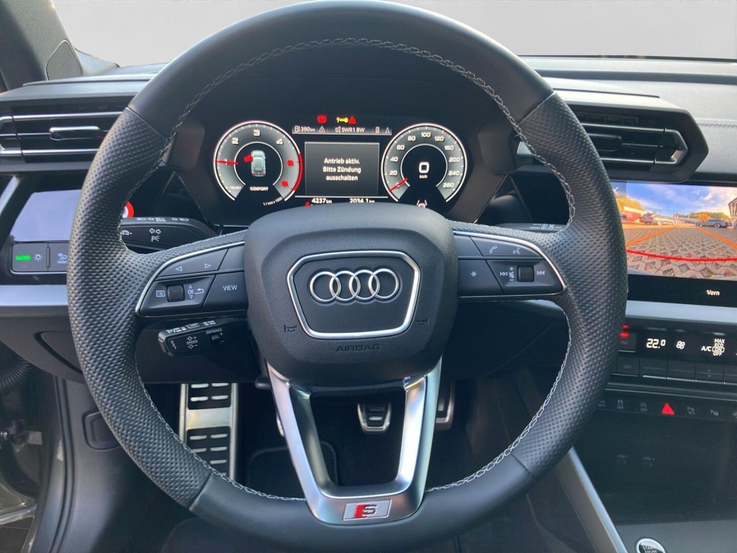 Bild über Audi A3 Sportback TDI Schaltgetriebe - für weitere Informationen kontaktieren Sie den Audi Partner