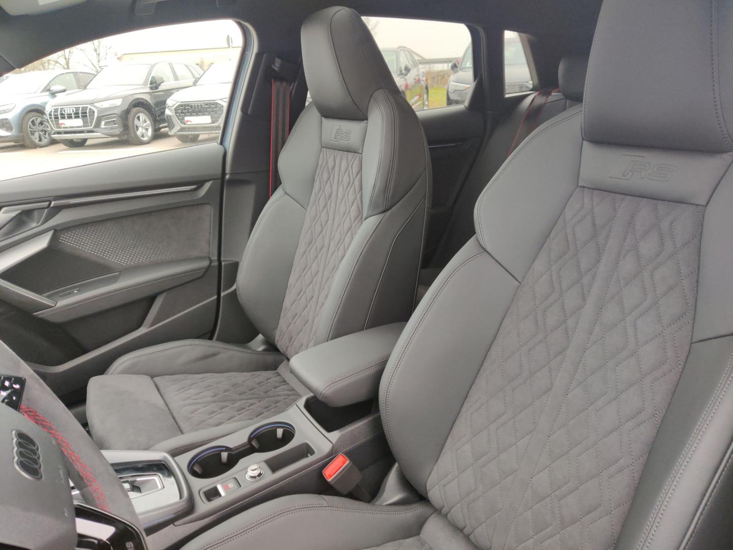 Image about Audi RS 3 Sportback TFSI quattro S tronic