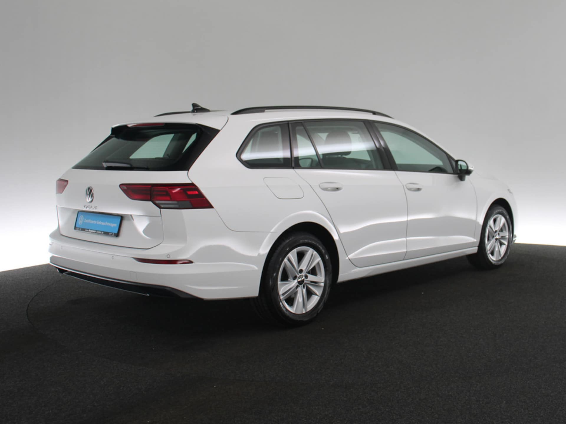 Volkswagen Golf Variant Life