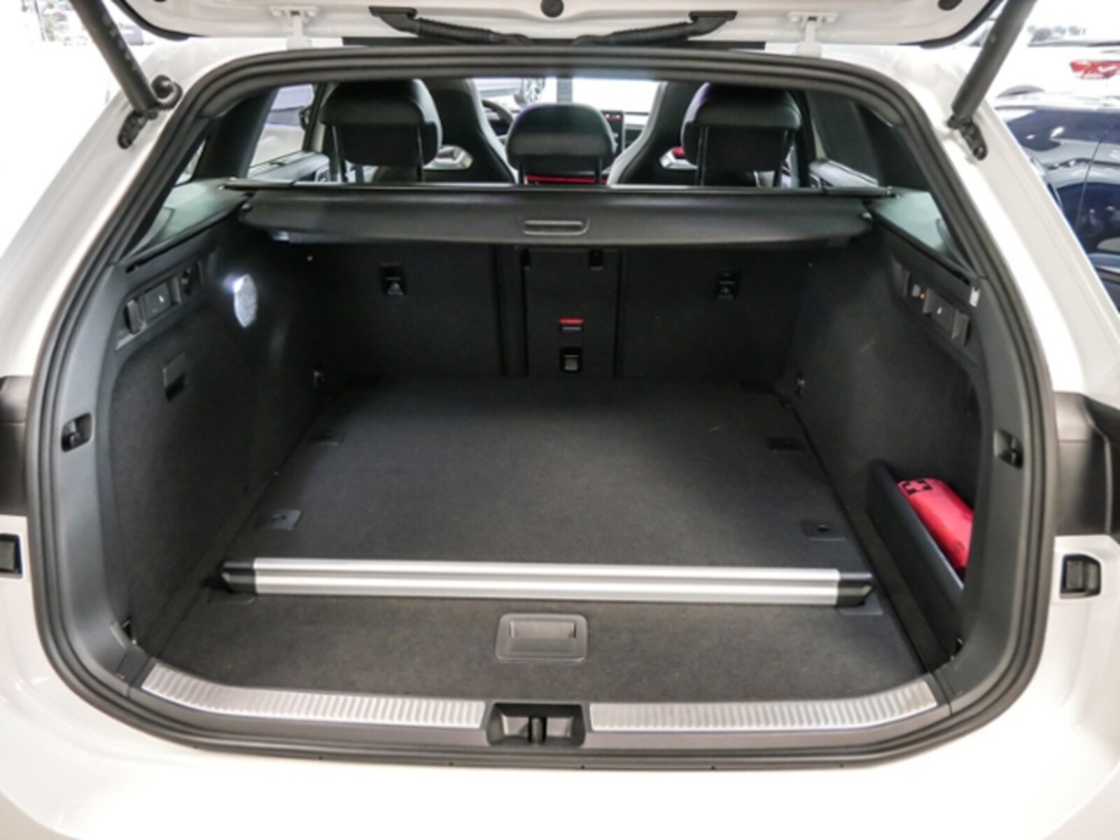 Volkswagen Passat – Bild 16