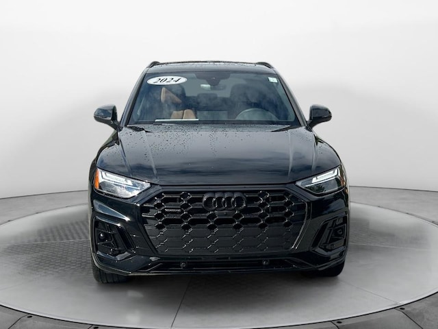 2024 Audi Q5 TFSI e