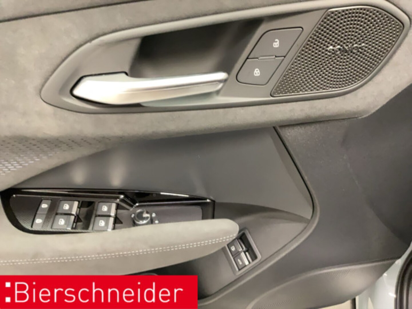 Bild über Audi Q3 Sportback e-hybrid e-hybrid 200 kW S tronic - für weitere Informationen kontaktieren Sie den Audi Partner