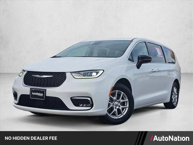 2024 Chrysler Pacifica