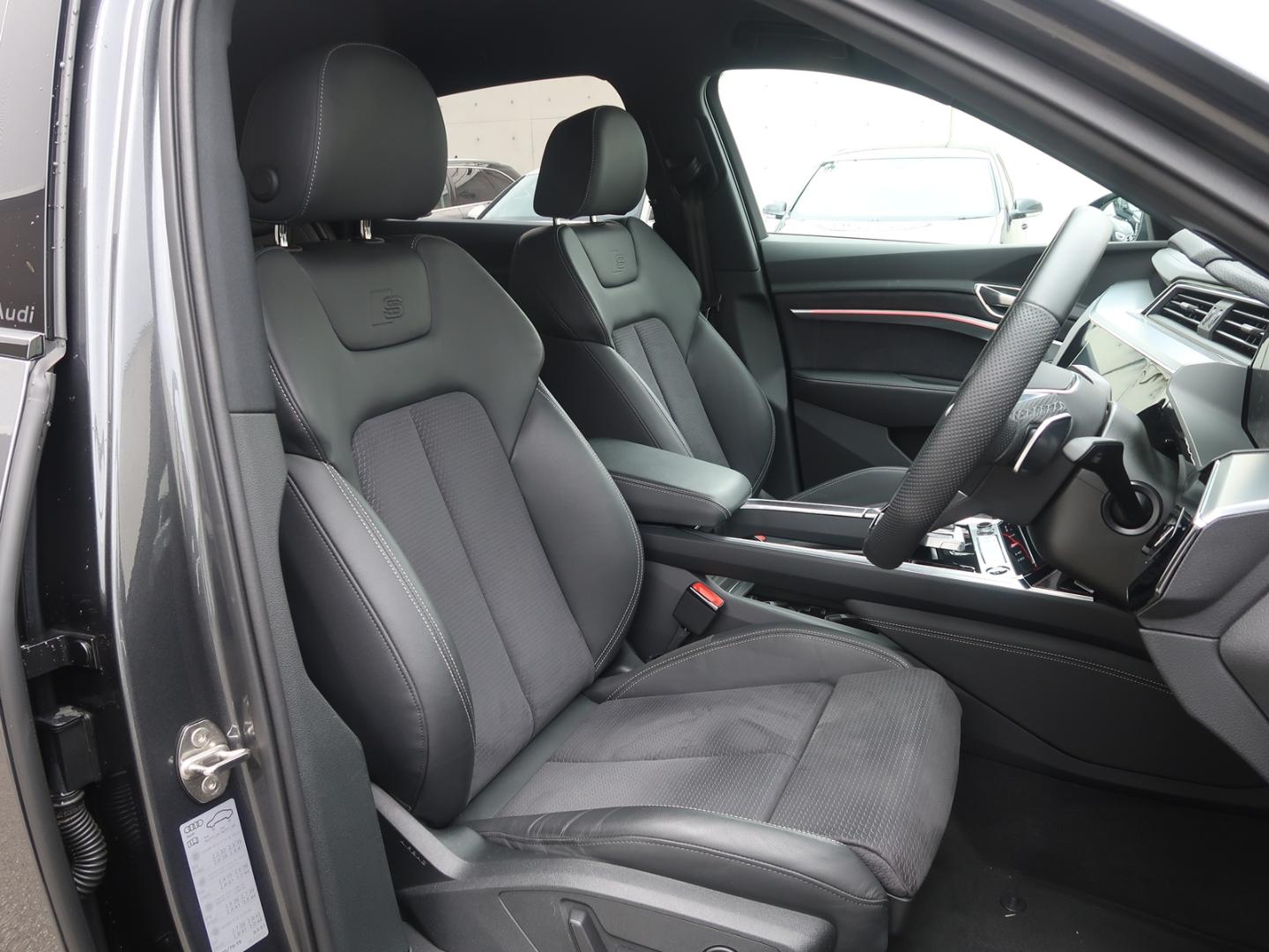 Image about Audi Q8 Sportback e-tron 55 e-tron S line