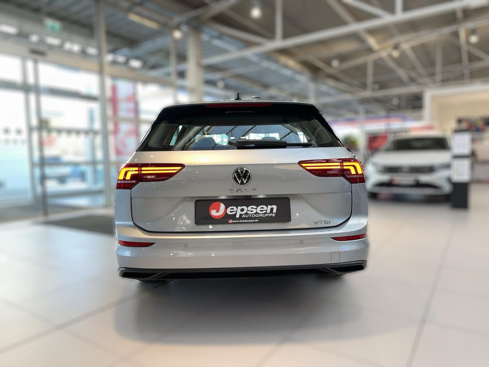 Volkswagen Golf Variant Life