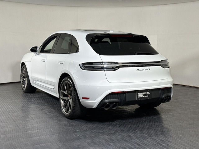 2022 Porsche Macan
