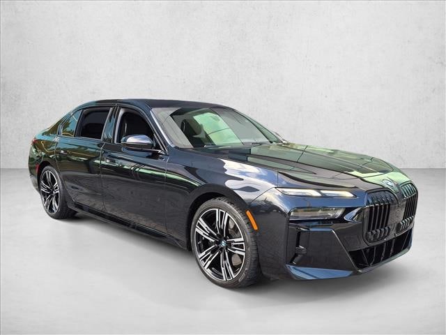 2023 BMW 760