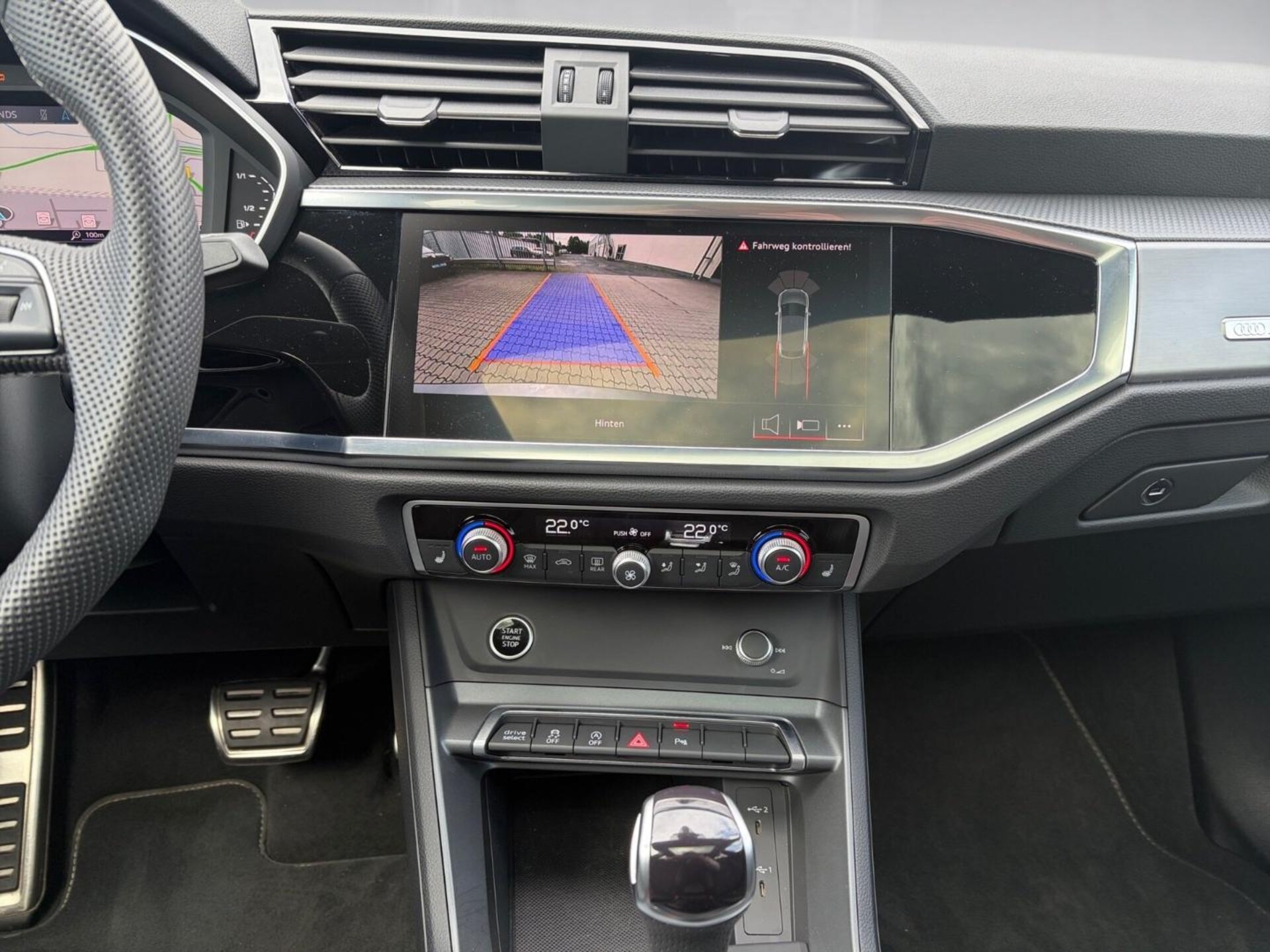 Audi Q3 Sportback S line