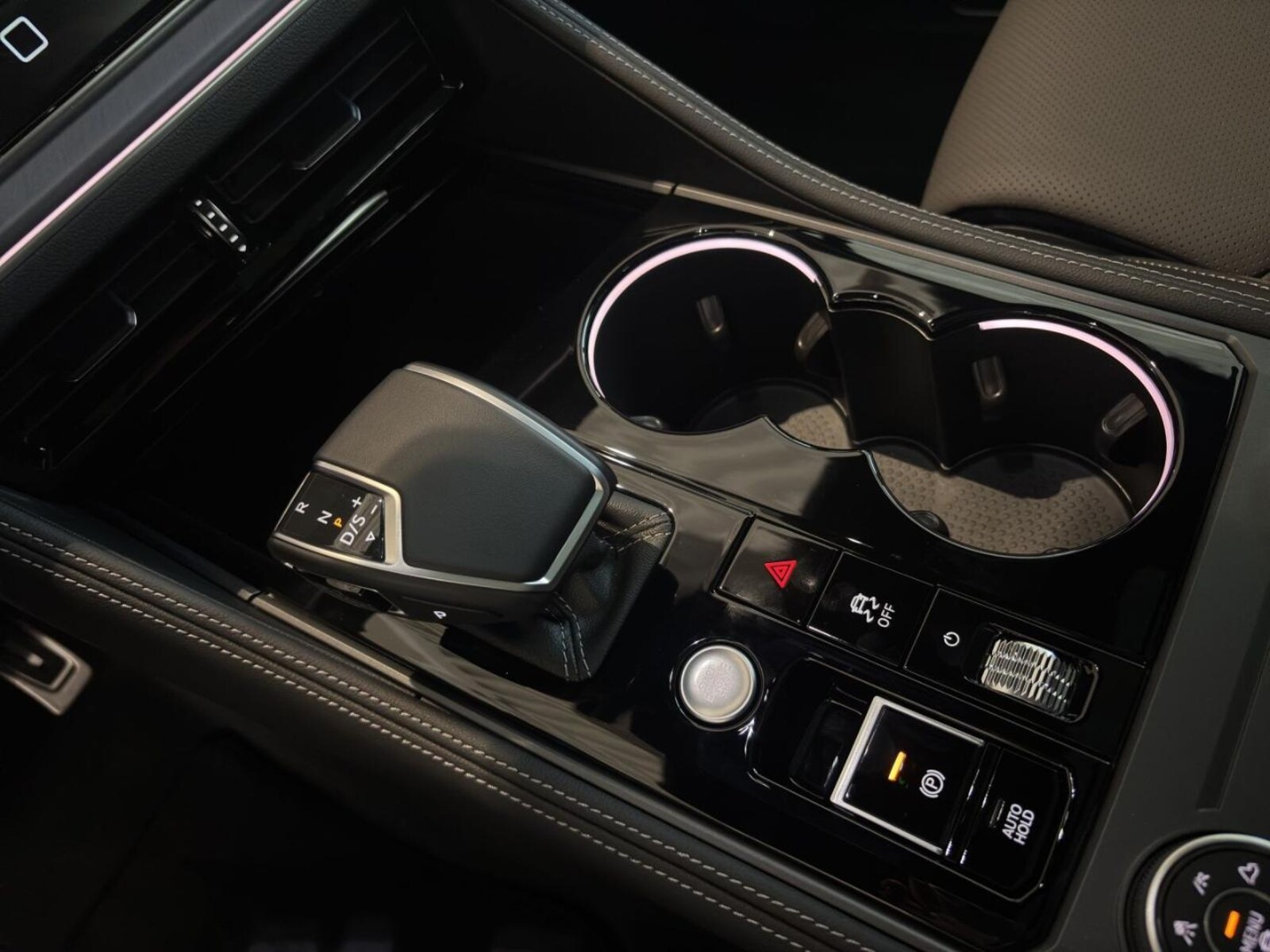 Volkswagen Touareg – Bild 10