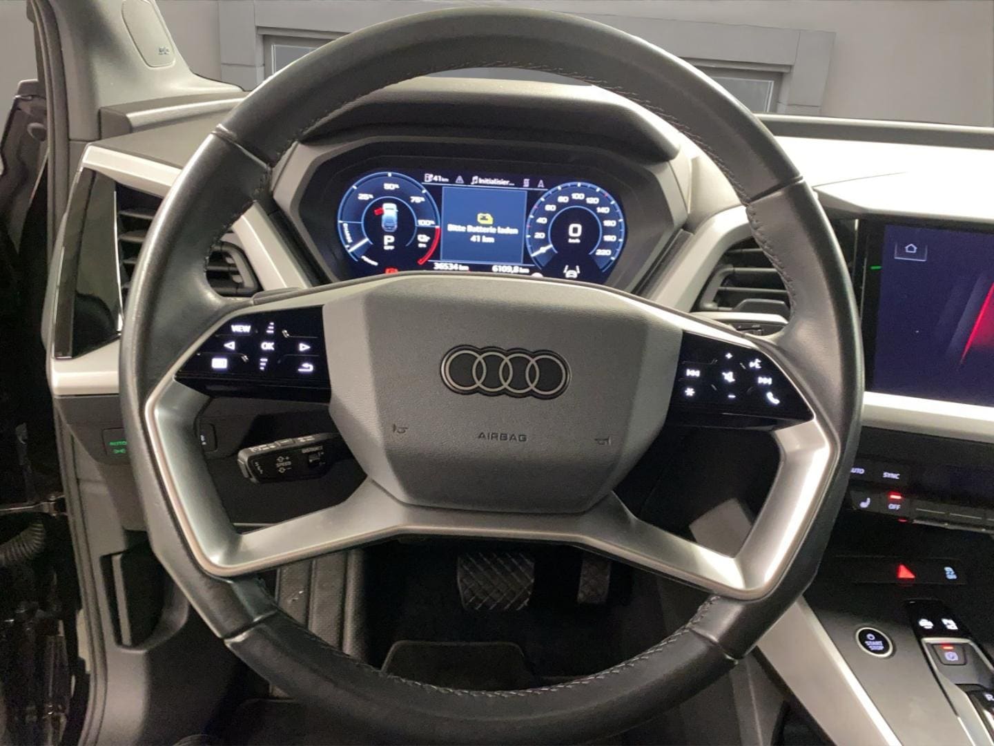 Bild über Audi Q4 e-tron 40 e-tron - für weitere Informationen kontaktieren Sie den Audi Partner