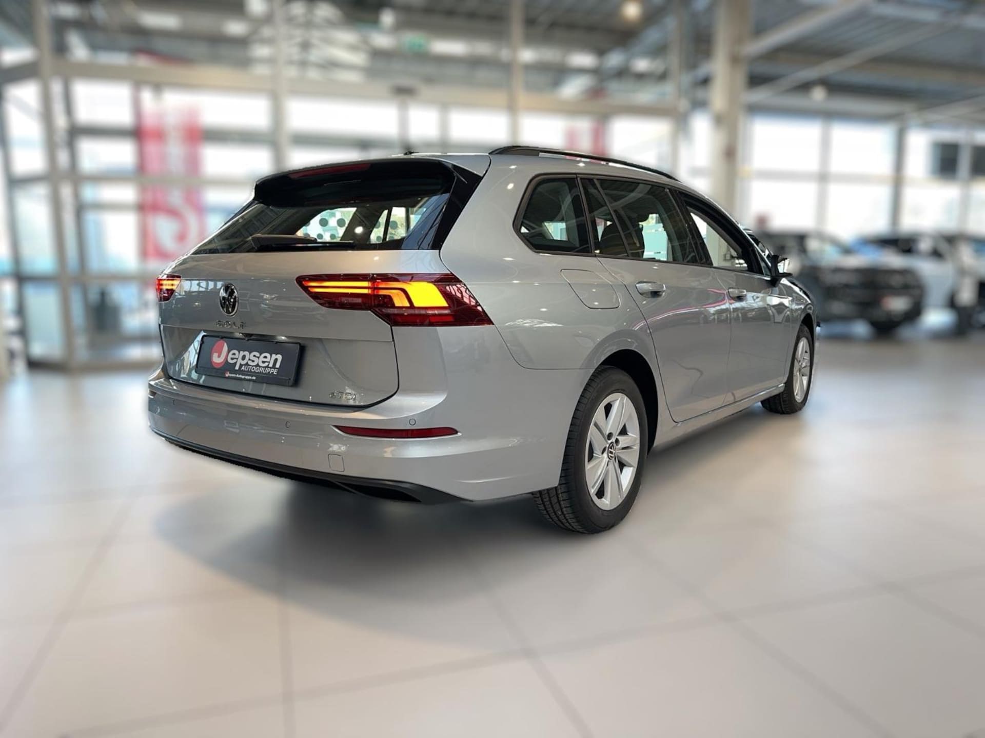 Volkswagen Golf Variant Life