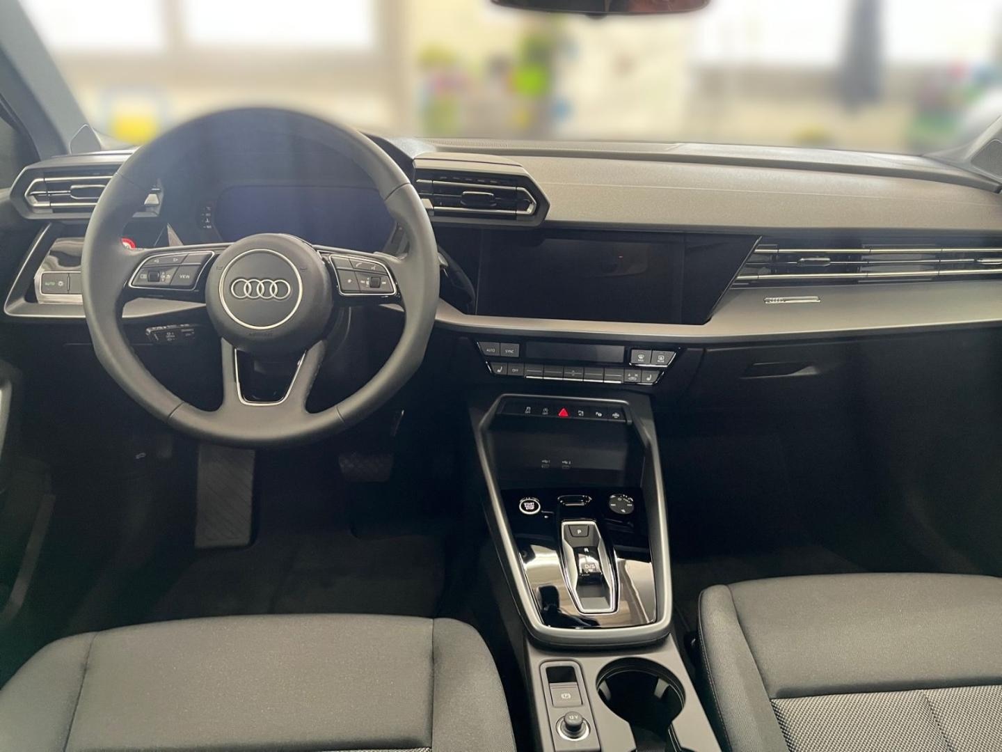 Bild über Audi A3 Sportback TDI S tronic - für weitere Informationen kontaktieren Sie den Audi Partner