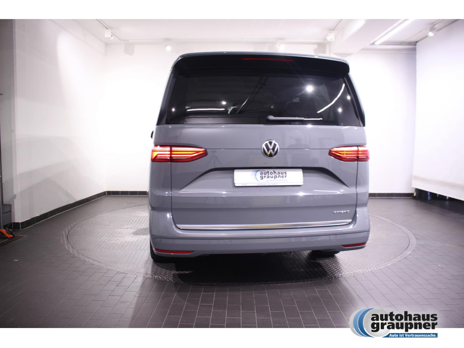 Volkswagen Multivan Langversion Style