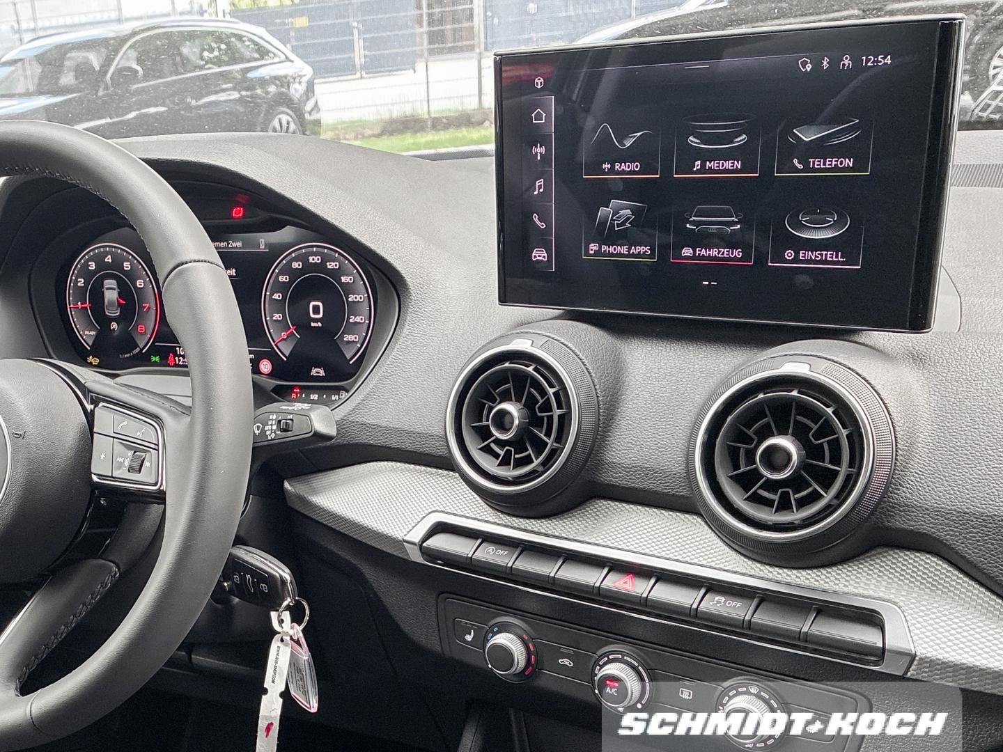 Bild über Audi Q2 30 TFSI Schaltgetriebe - für weitere Informationen kontaktieren Sie den Audi Partner