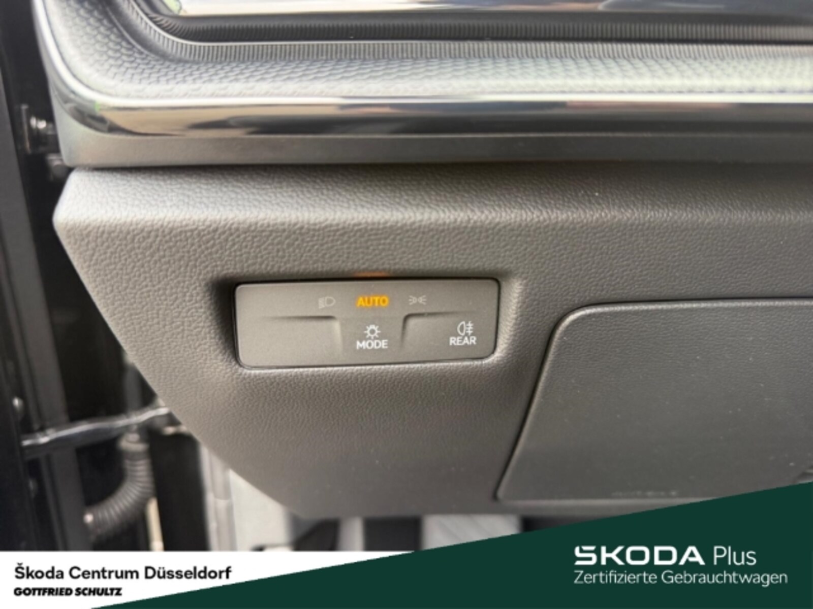 Škoda Superb Combi – Bild 16