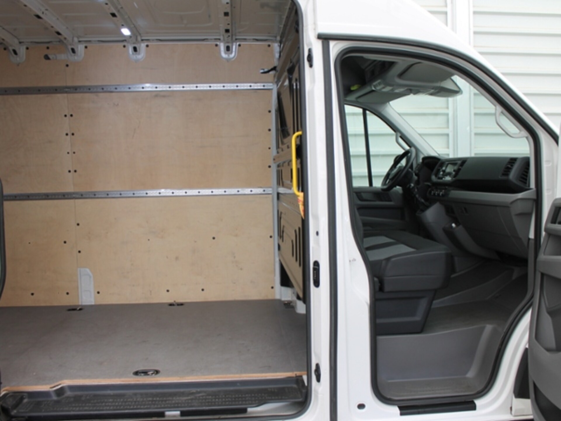 Volkswagen Crafter Kasten langer Radstand