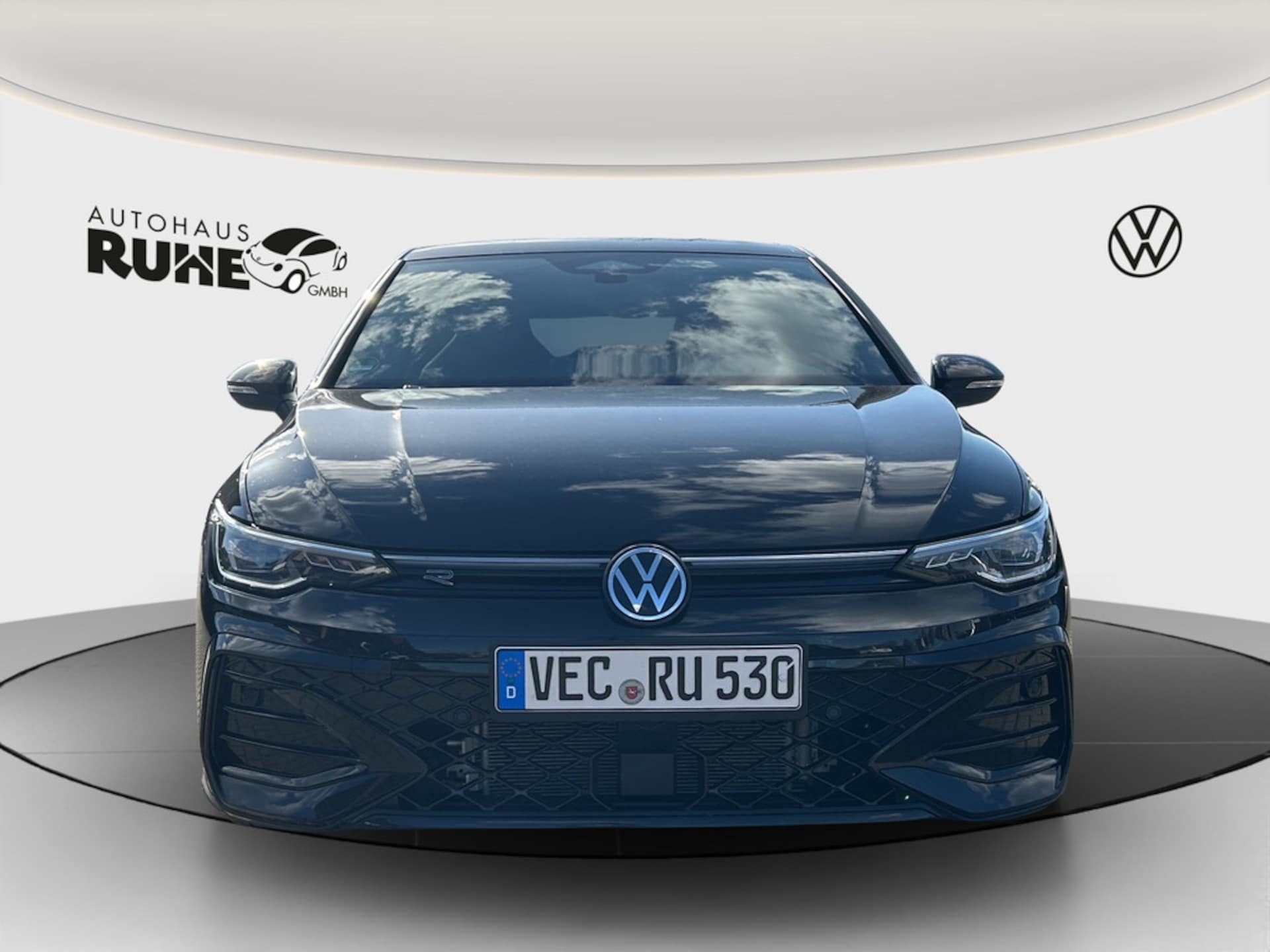 Volkswagen Golf R-Line