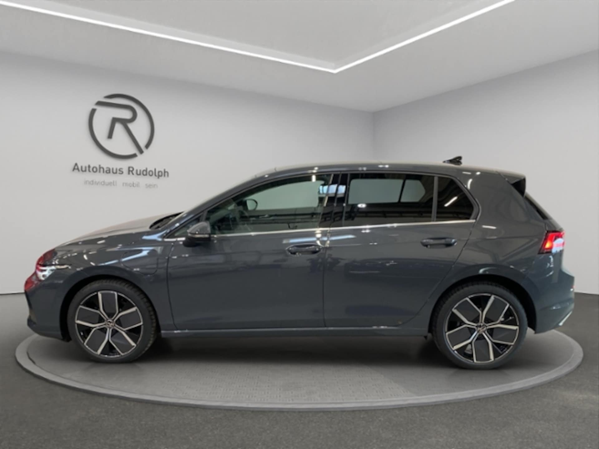 Volkswagen Golf Style